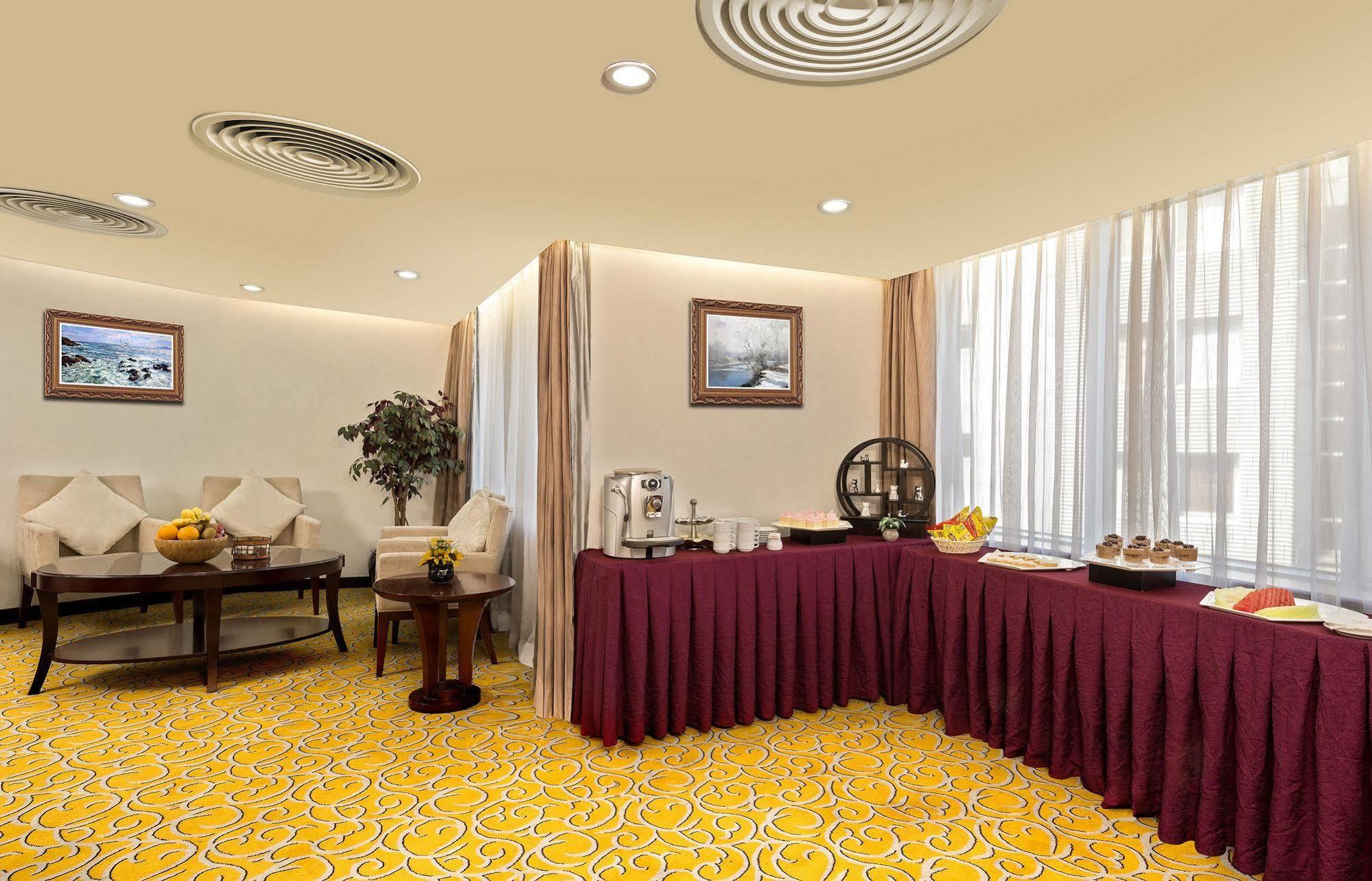 Emperor Hotel Macao Eksteriør billede